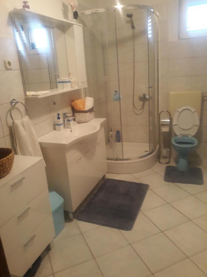Apartman Lana Kijevo Exterior photo